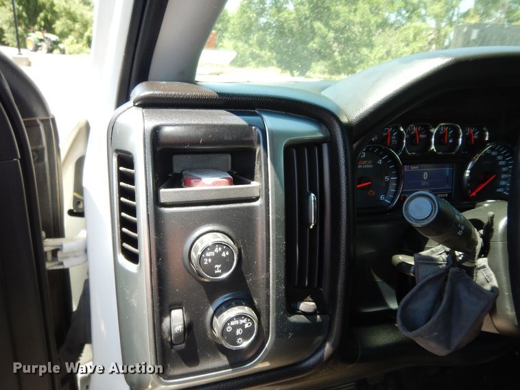 image for item DN1649 2014 Chevrolet Silverado 1500  Crew Cab pickup truck