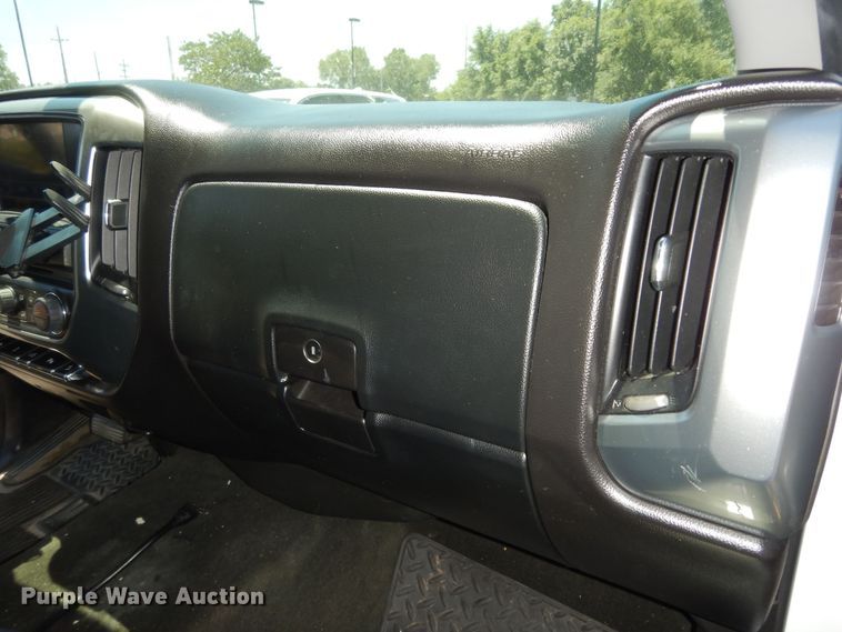 image for item DN1649 2014 Chevrolet Silverado 1500  Crew Cab pickup truck