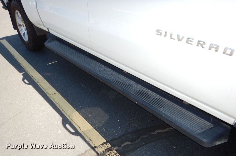 image for item DN1649 2014 Chevrolet Silverado 1500  Crew Cab pickup truck