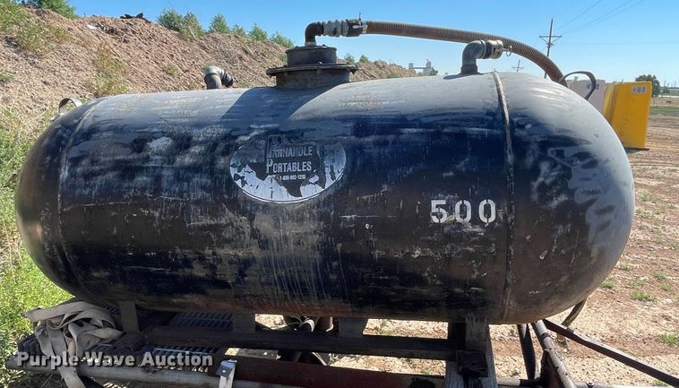 image for item DN4994 1947 Superior MFG  vacuum tank