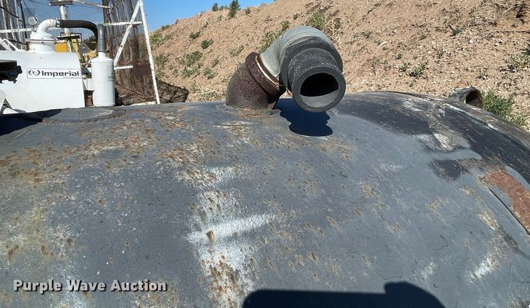 image for item DN4994 1947 Superior MFG  vacuum tank