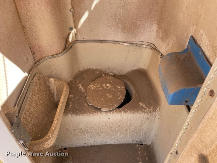 image for item DN4998 (25) portable restrooms