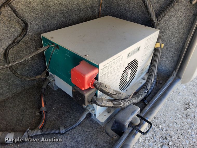 image for item DN6803 2004 Gulf Stream Sun Voyager 8378MXG  RV