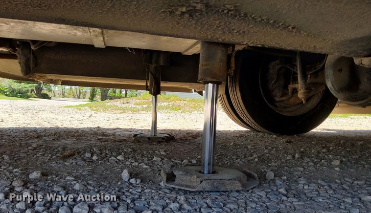 image for item DN6803 2004 Gulf Stream Sun Voyager 8378MXG  RV