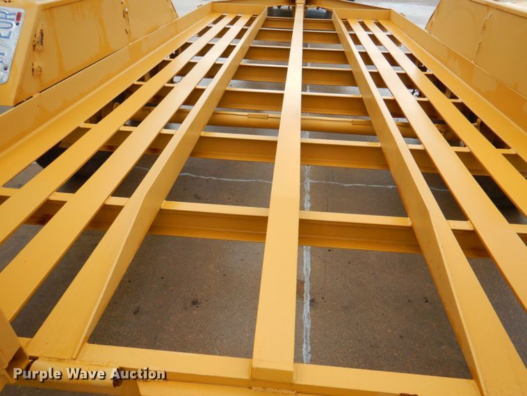 image for item DP4331 1986 JFW  equipment trailer