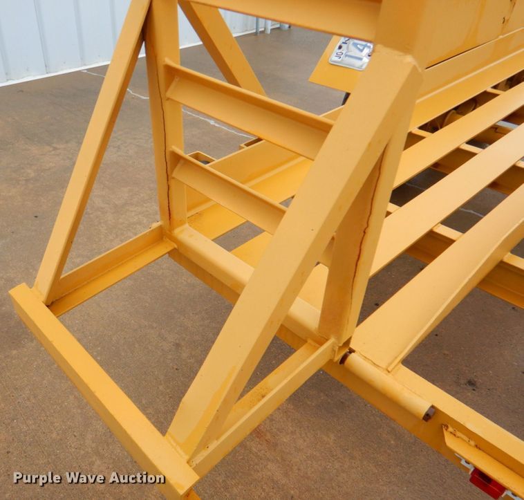 image for item DP4331 1986 JFW  equipment trailer