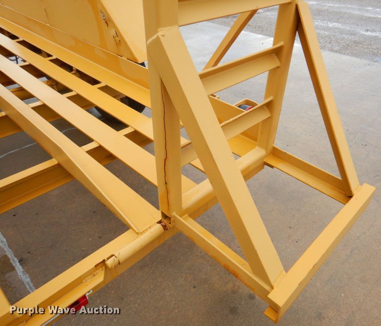 image for item DP4331 1986 JFW  equipment trailer