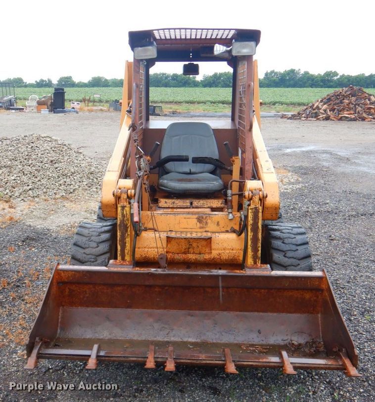 image for item DP4334 1989 Case 1835C  skid steer loader