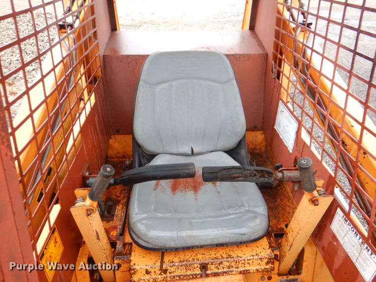 image for item DP4334 1989 Case 1835C  skid steer loader