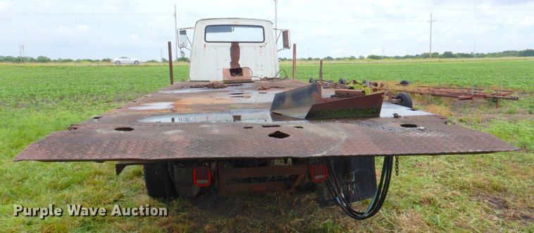 image for item DP4339 1974 Ford 700  rollback truck