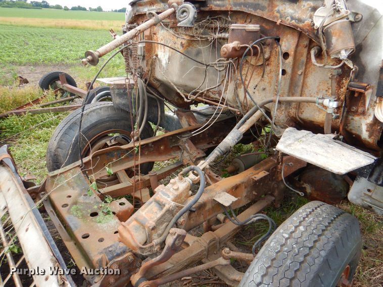 image for item DP4339 1974 Ford 700  rollback truck