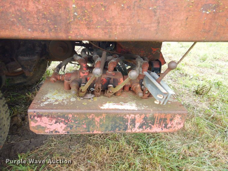 image for item DP4339 1974 Ford 700  rollback truck