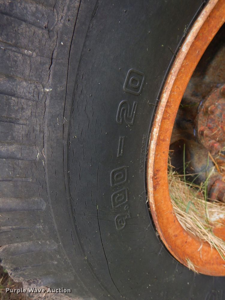 image for item DP4339 1974 Ford 700  rollback truck