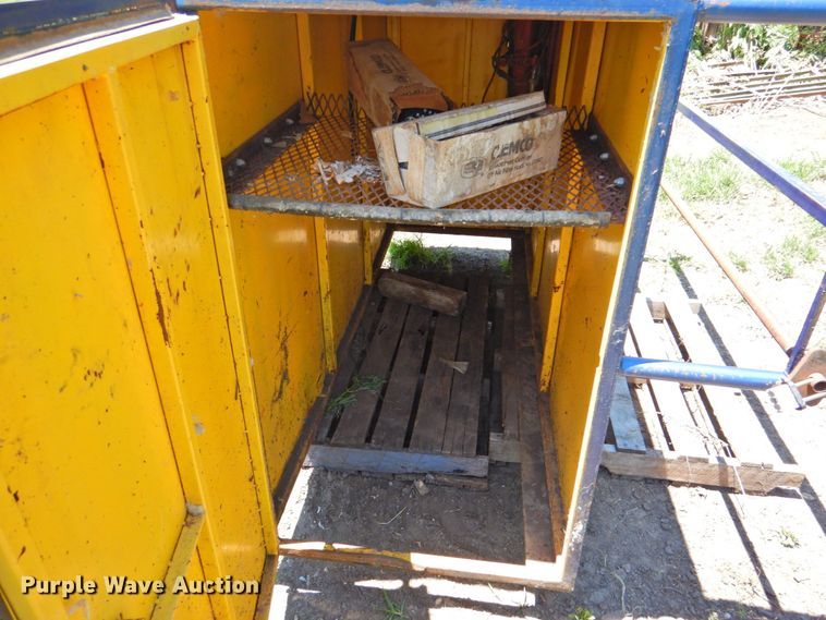 image for item DP4364 Storage box