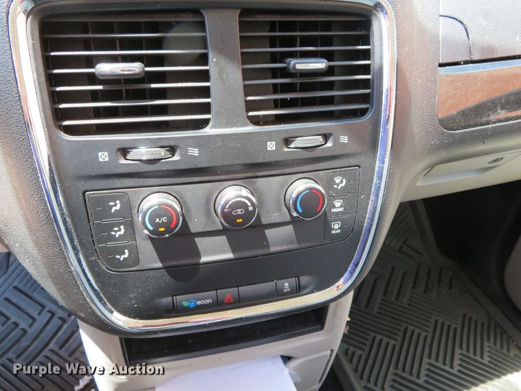 image for item DR0086 2012 Dodge Grand Caravan SE  van