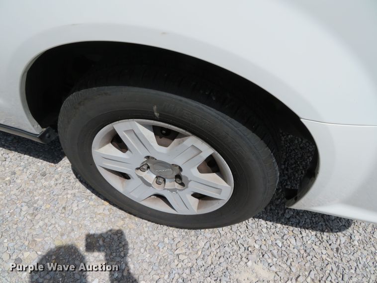 image for item DR0089 2011 Dodge Caravan  van