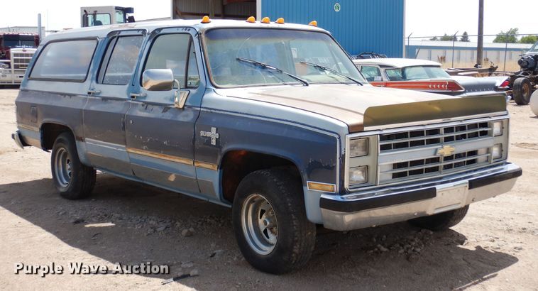 image for item DR1226 1985 Chevrolet Suburban  SUV