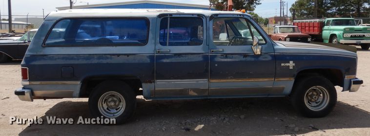 image for item DR1226 1985 Chevrolet Suburban  SUV
