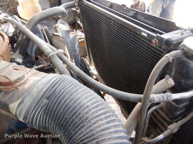 image for item DR1226 1985 Chevrolet Suburban  SUV