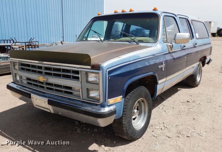 image for item DR1226 1985 Chevrolet Suburban  SUV
