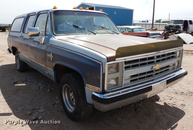 image for item DR1226 1985 Chevrolet Suburban  SUV