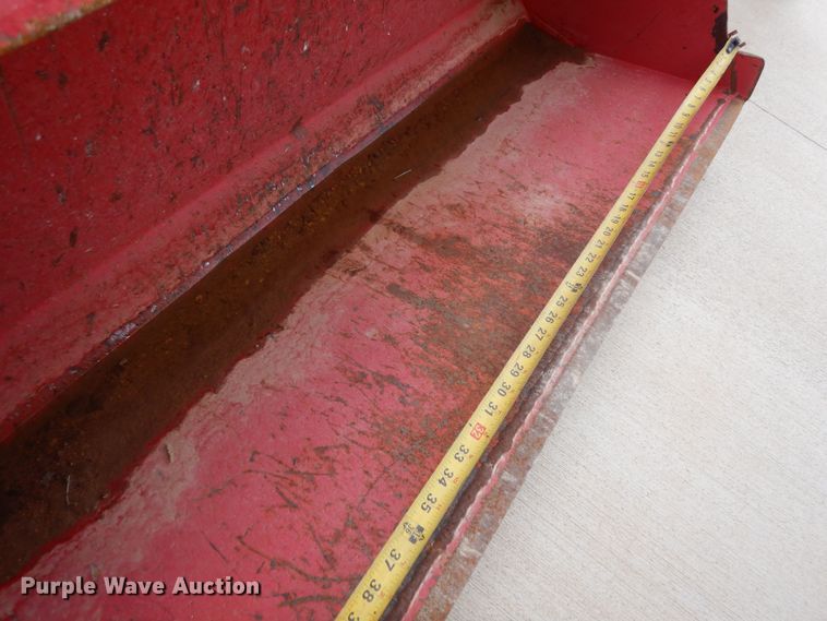 image for item DR1239 Mahindra 2015  MFWD tractor