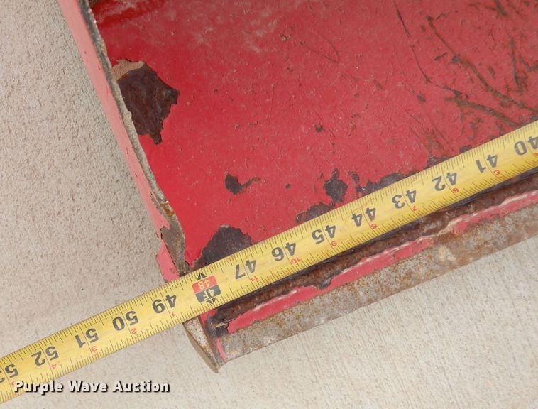 image for item DR1239 Mahindra 2015  MFWD tractor