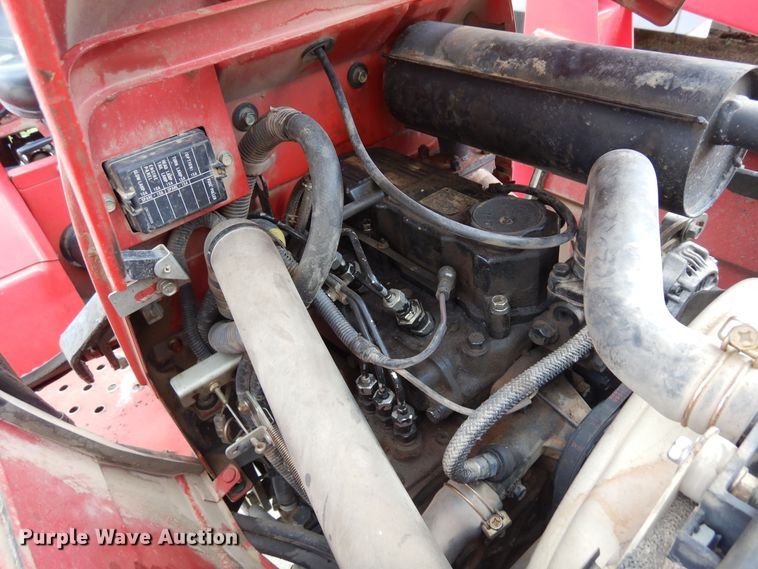 image for item DR1239 Mahindra 2015  MFWD tractor