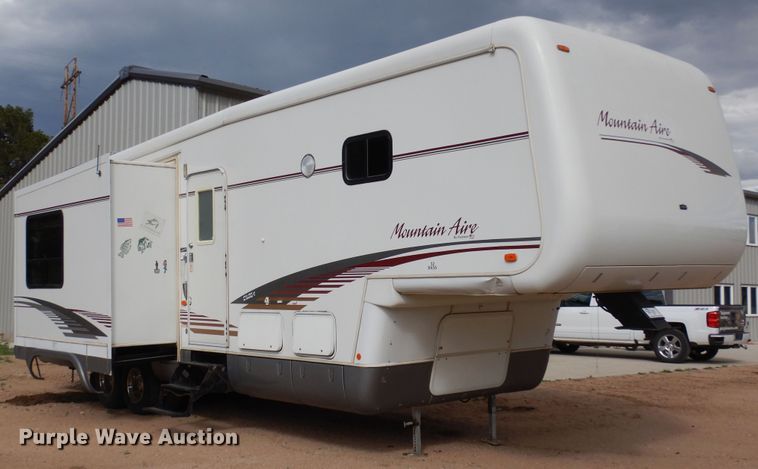 image for item DR1240 1998 Newmar Mountain Aire  camper