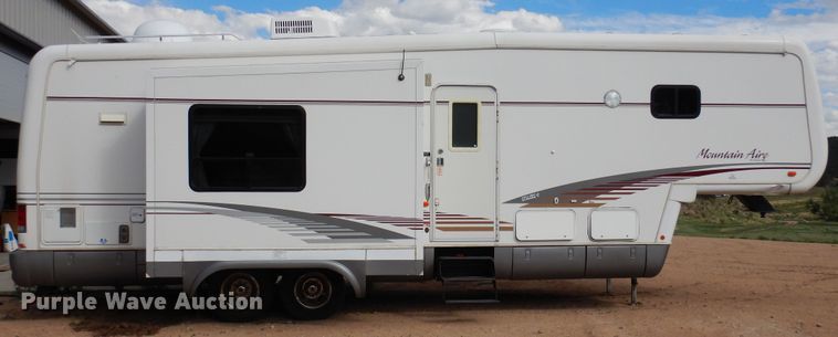 image for item DR1240 1998 Newmar Mountain Aire  camper