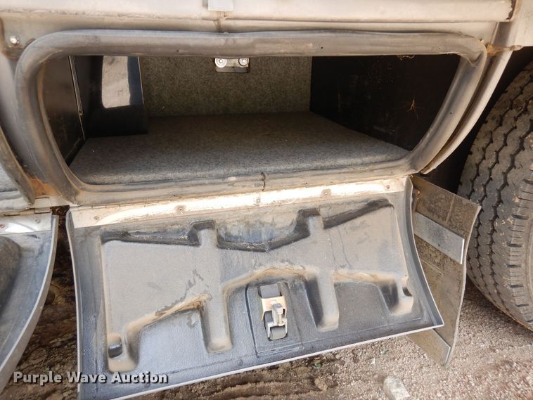 image for item DR1240 1998 Newmar Mountain Aire  camper