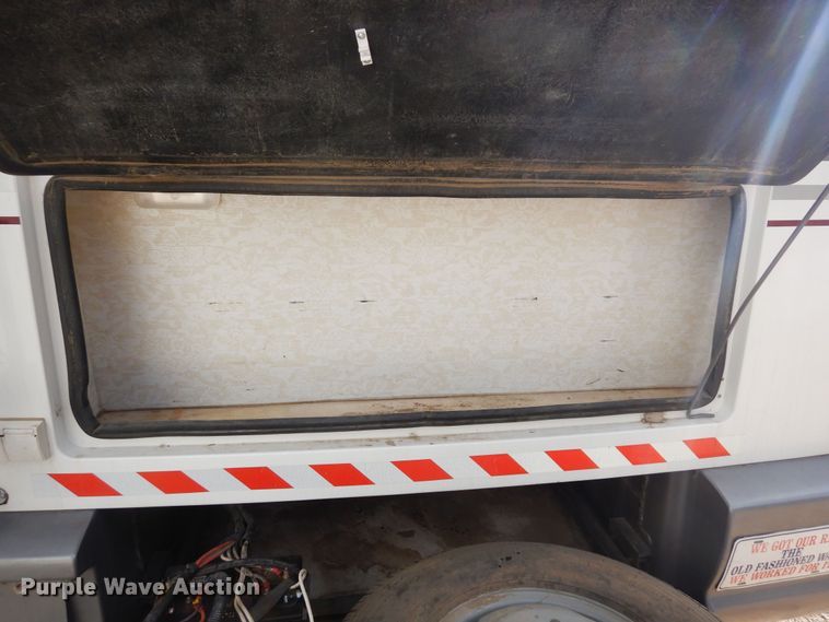 image for item DR1240 1998 Newmar Mountain Aire  camper