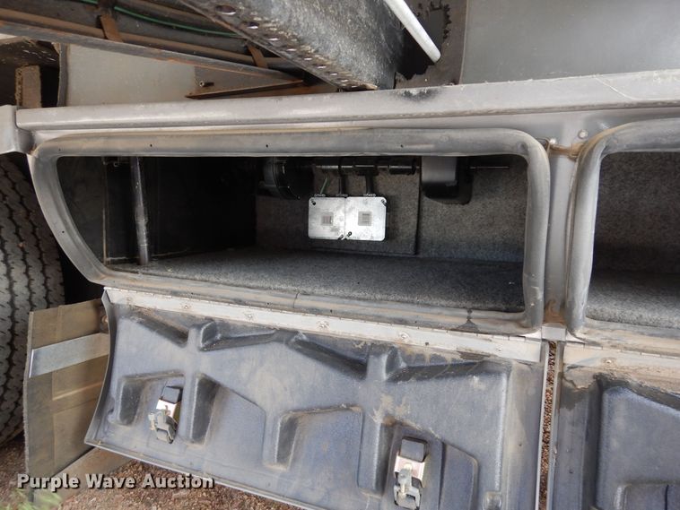 image for item DR1240 1998 Newmar Mountain Aire  camper