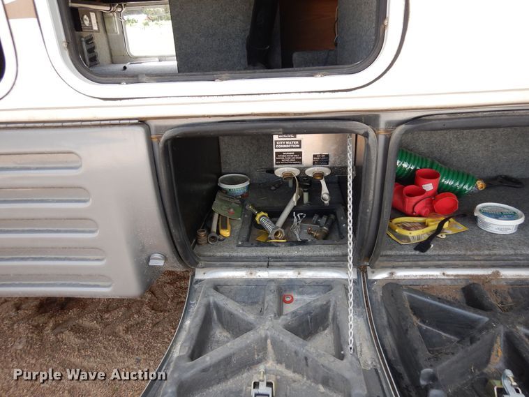 image for item DR1240 1998 Newmar Mountain Aire  camper