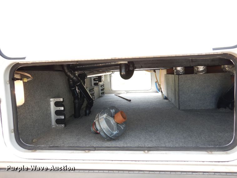 image for item DR1240 1998 Newmar Mountain Aire  camper