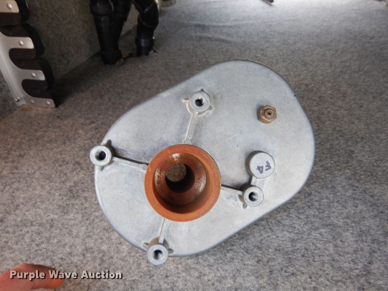 image for item DR1240 1998 Newmar Mountain Aire  camper