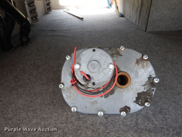 image for item DR1240 1998 Newmar Mountain Aire  camper