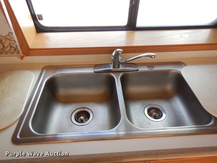 image for item DR1240 1998 Newmar Mountain Aire  camper