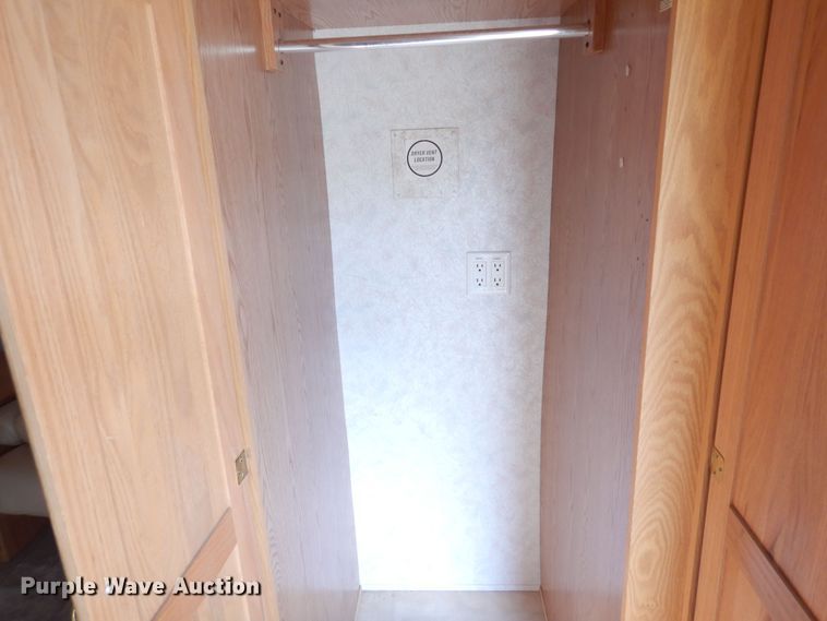 image for item DR1240 1998 Newmar Mountain Aire  camper