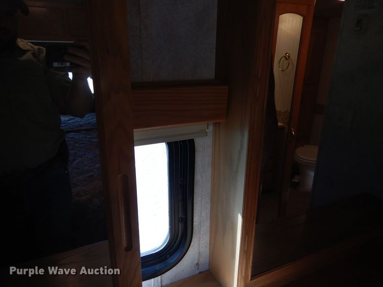 image for item DR1240 1998 Newmar Mountain Aire  camper