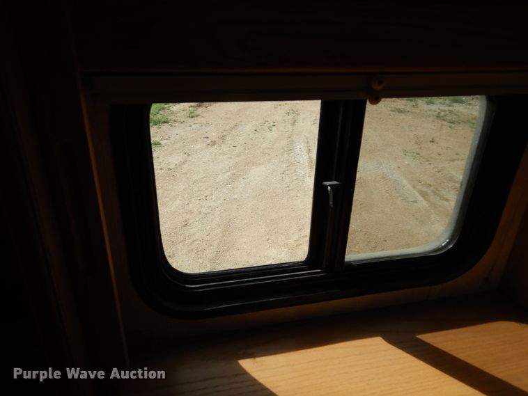 image for item DR1240 1998 Newmar Mountain Aire  camper