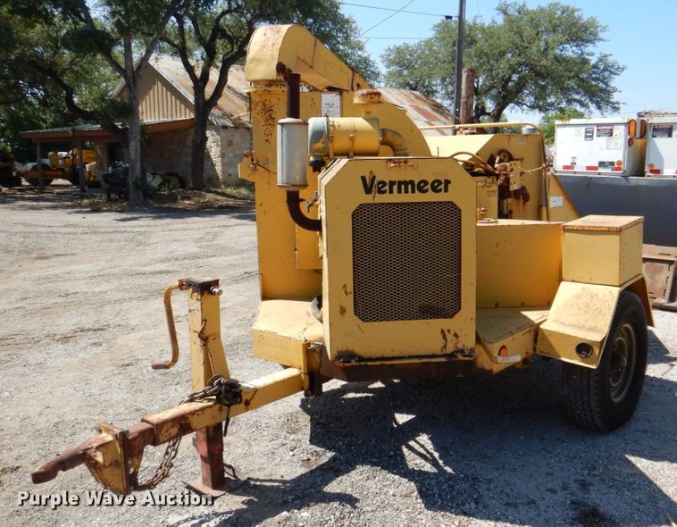 image for item DR1865 1992 Vermeer 1250BC  wood chipper