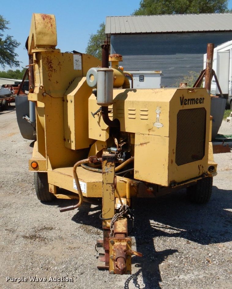 image for item DR1865 1992 Vermeer 1250BC  wood chipper