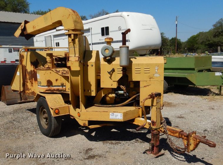 image for item DR1865 1992 Vermeer 1250BC  wood chipper