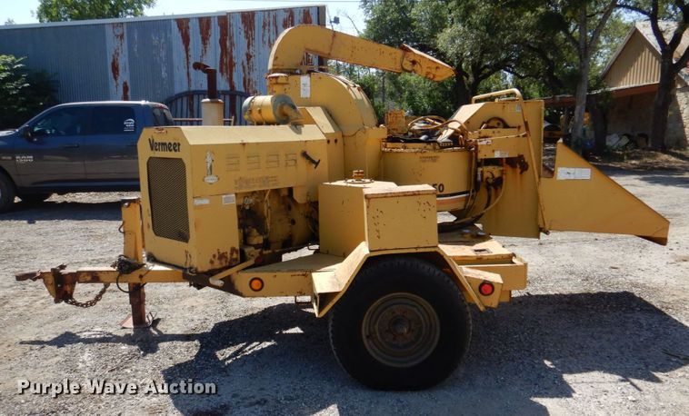 image for item DR1865 1992 Vermeer 1250BC  wood chipper