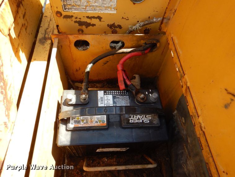 image for item DR1865 1992 Vermeer 1250BC  wood chipper