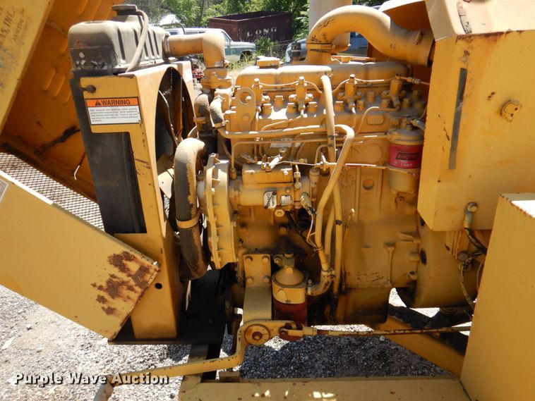 image for item DR1865 1992 Vermeer 1250BC  wood chipper