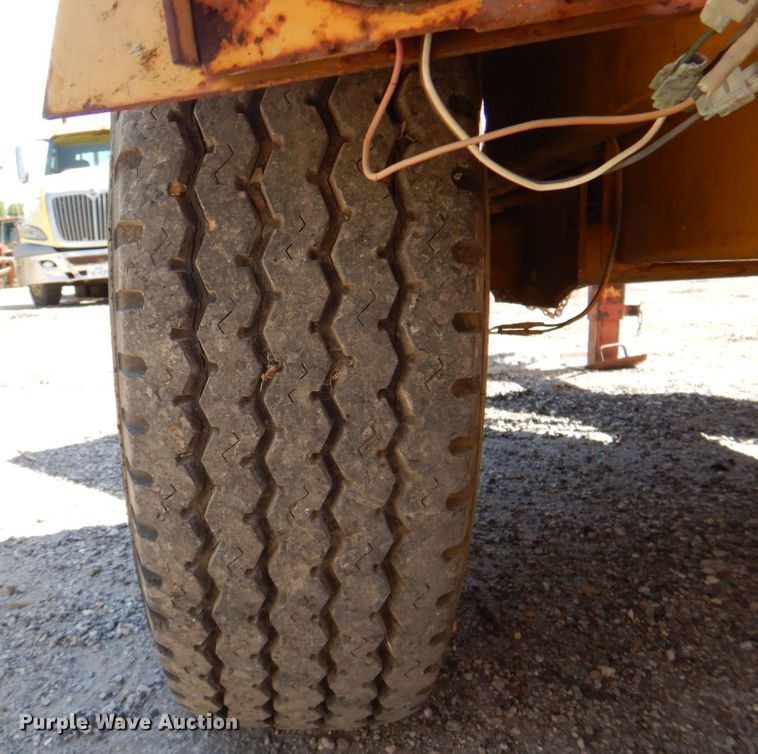 image for item DR1865 1992 Vermeer 1250BC  wood chipper