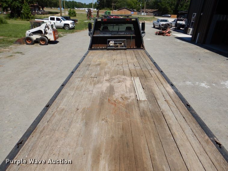 image for item DR1924 2007 Freightliner Business Class M2  rollback truck