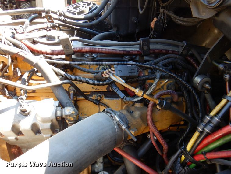 image for item DR1924 2007 Freightliner Business Class M2  rollback truck